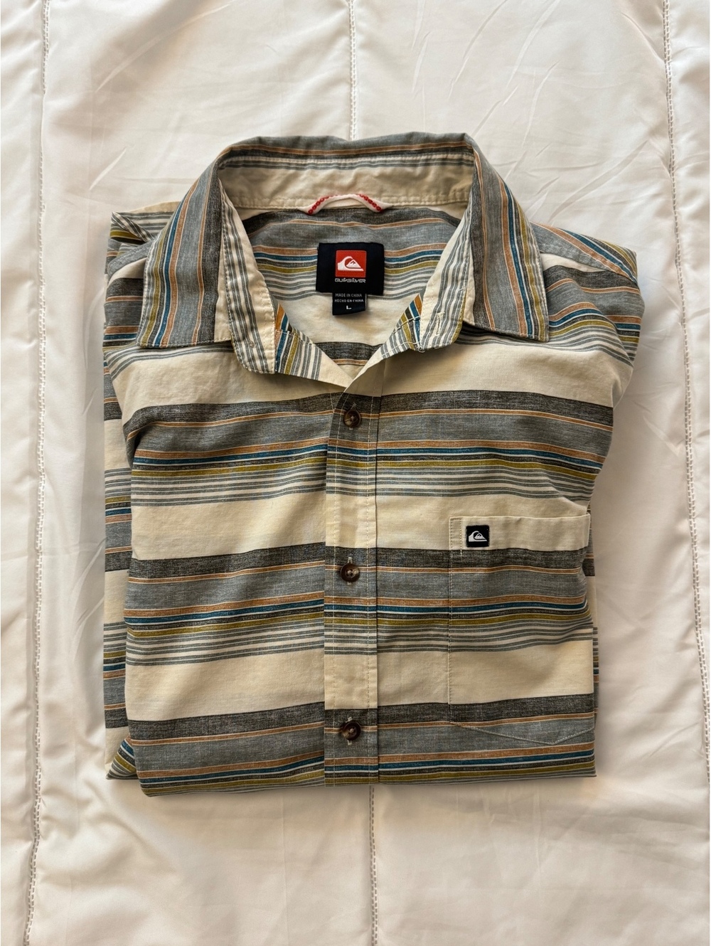 Quiksilver Men's Striped Short Sleeve Button-Up Shirt Large
